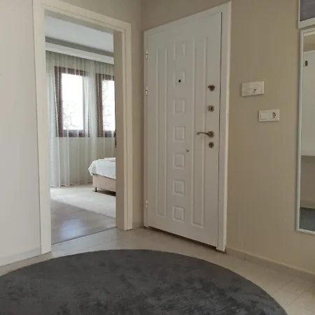 Διαμέρισμα Central House With View - 2br In